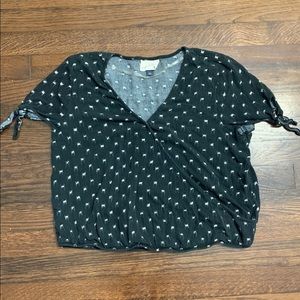 Universal thread top